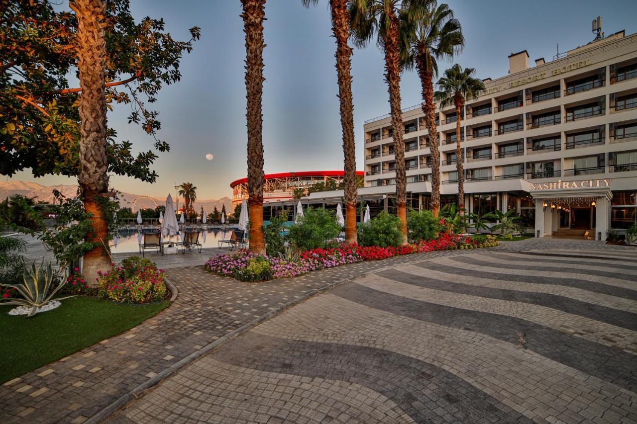 Nashira City Resort Hotel Antalya Bagian luar foto